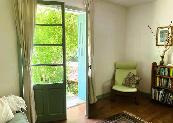 Esmeralda Lägenhet Biert